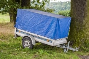 Wer Anhänger fahren will mit der Klasse B, der ist meist durch das Gesamtgewicht eingeschränkt.