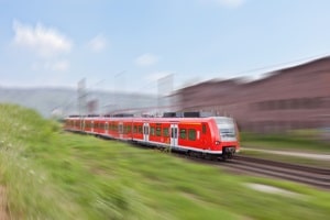 Weil sich ein Fahrverbot nicht aufteilen lässt, können Betroffene oft nur auf alternative Verkehrsmittel ausweichen.