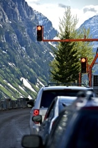 Rotlichtverstoß: Ein Fahrverbot lässt sich umgehen, wenn ein Augenblicksversagen vorliegt.