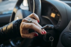 Manchmal lässt sich beim Führerscheinentzug wegen Drogenbesitz eine Sperrfristverkürzung erwirken.