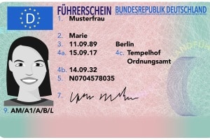 In diesem Fall verlieren Sie u.U. den Kfz-Führerschein: Die Punktetabelle sieht drei Punkte auf einmal vor oder das Punktekonto ist voll.