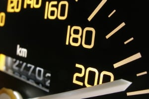 Auf der Autobahn ohne Tempolimit gilt die Richtgeschwindigkeit von 130 km/h.