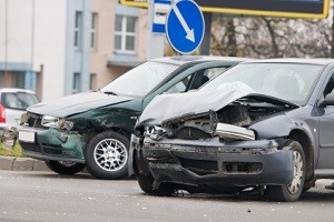 Möchten Sie auch Ihr eigenes Auto von der Versicherung der SIGNAL IDUNA schützen lassen, empfiehlt sich eine Teil- oder Vollkasko.